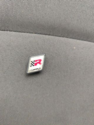 Chapitas Cupra