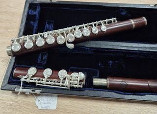 FLAUTA MIb, DESALINEADA, P/CERRADOS, PATA DE SI