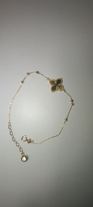 Pulsera de oro 14k con diseño elegante ✨