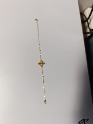 Pulsera de oro 14k con diseño elegante ✨