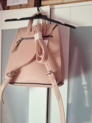 Mochila Stradivarius rosa