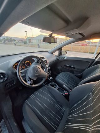 Opel Corsa (2011) 111 years Special Edition