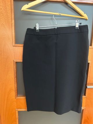 Falda lápiz negra Zara