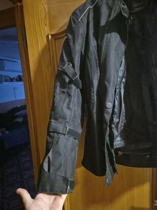 Chaqueta de moto para mujer, con todas las protecc