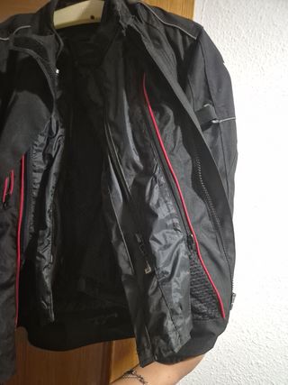 Chaqueta de moto para mujer, con todas las protecc