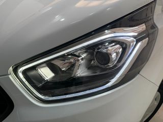 Ford Transit Custom Kombi 2.0 TDCI 77kW 320 L1 