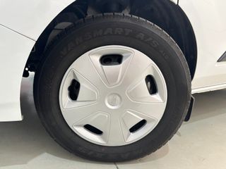 Ford Transit Custom Kombi 2.0 TDCI 77kW 320 L1 