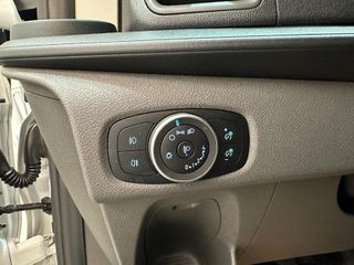 Ford Transit Custom Kombi 2.0 TDCI 77kW 320 L1 