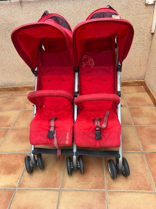 Silla gemelar CYBEX roja

