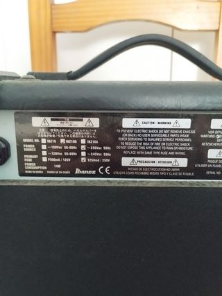 Amplificador Ibanez IBZ10B Bajo