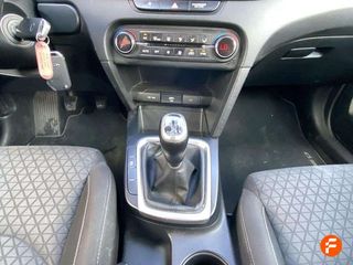 Kia Ceed 1.4 T-GDi 103kW (140CV) Drive