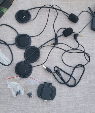 Interfono EJEAS para casco de moto