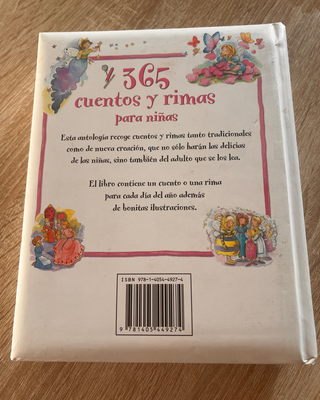 365 Cuentos y Rimas Para Ninas/ 365 Stories & R...