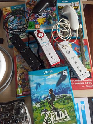 Nintendo Wii U + accesorios y juegos