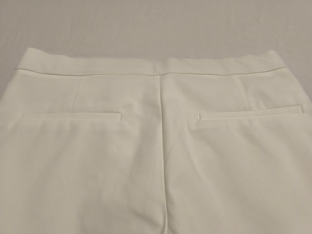Pantalón blanco roto talla XL nuevo sin estrenar