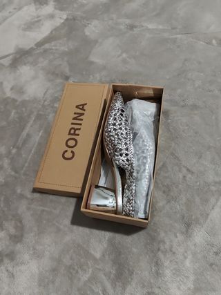 Elegantes tacones de vestir con poco tacon
