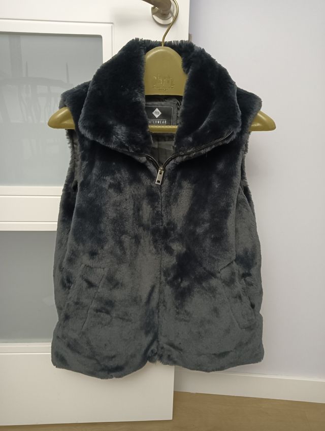Chaleco pelo negro