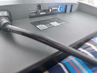 Monitor DELL 27” color negro