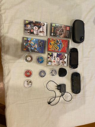 2 PSP Negra con muchos juegos, precio negociable