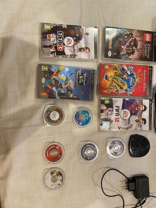 2 PSP Negra con muchos juegos, precio negociable