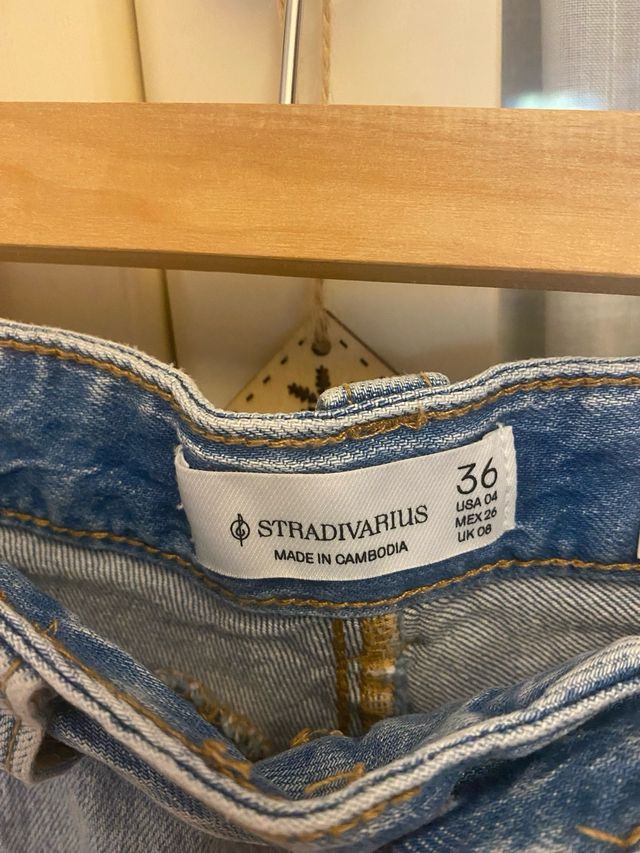 Falda pantalón vaquera Stradivarius