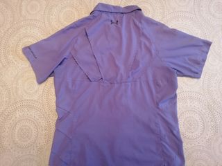 Camisa UNDER ARMOUR
Manga corta.Deportiva.Outdoor