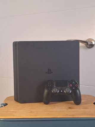 PS4(PlayStation)Slim + Mando Dualshock Negro