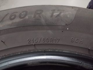 Neumático 215/60R17 96H tengo 4