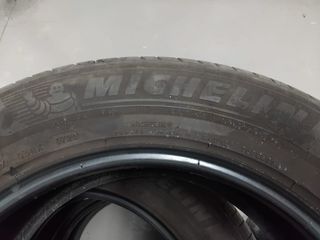 Neumático 215/60R17 96H tengo 4