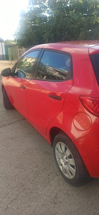 Mazda 2 2008
