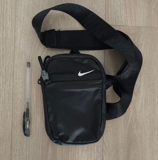 Riñonera Nike Negra