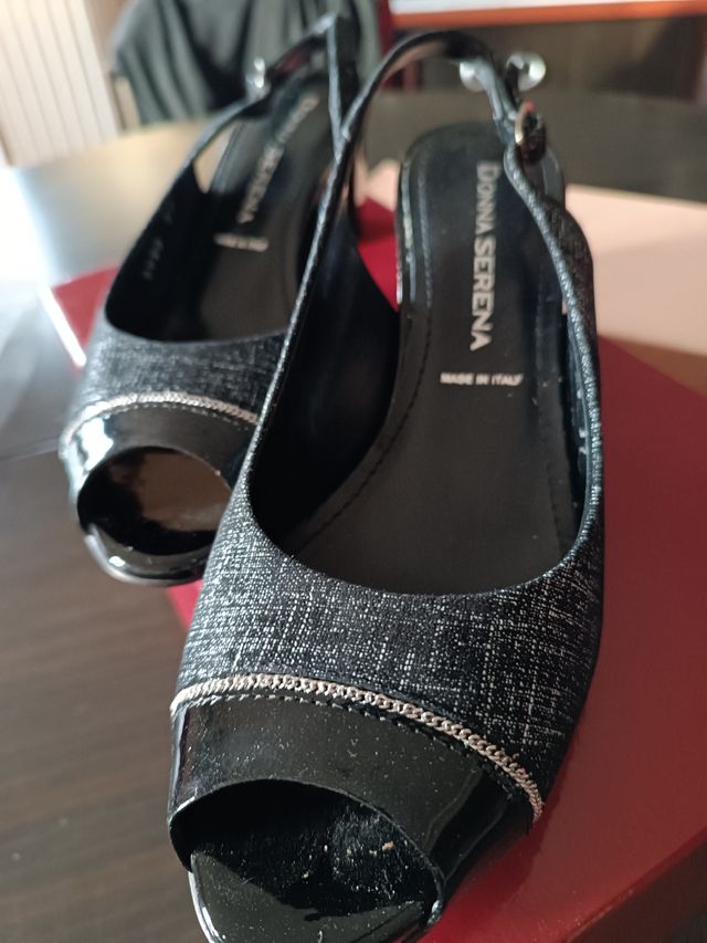 Scarpe donna mai usate
Nuove
Made in Italy