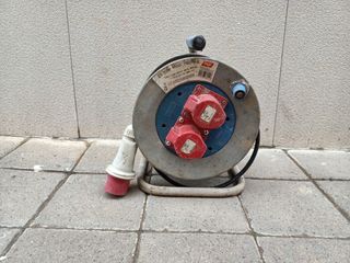 Enrollacables 25m 3800W 16A