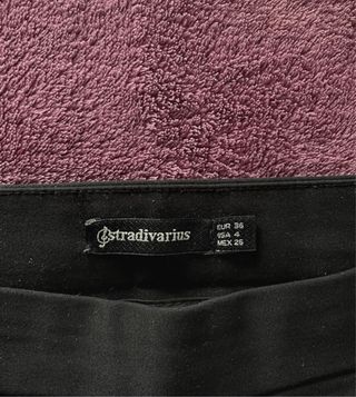 Pantalón traje negro Stradivarius