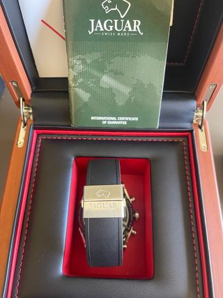 Reloj Jaguar Cronógrafo Negro y Plateado