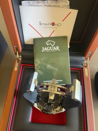 Reloj Jaguar Cronógrafo Negro y Plateado