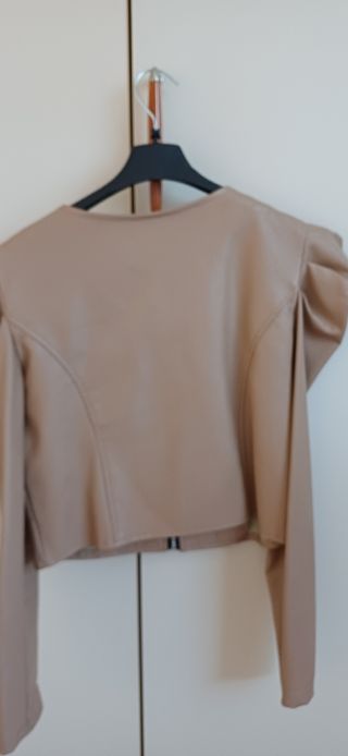 Giacca ecopelle beige