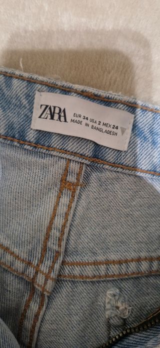 Pantalón vaquero Zara azul