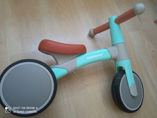 Moto infantil Eureka