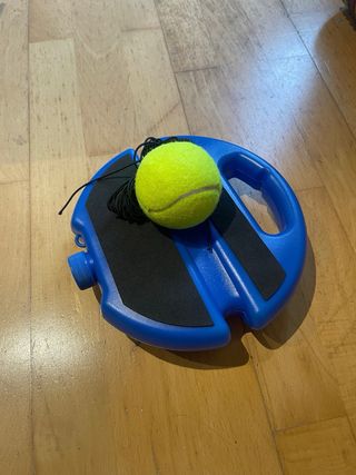 Entrenador de tenis/pádel con pelota