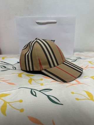 Gorra Burberry Beige Multicolor