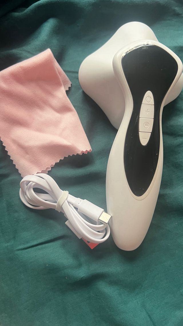 Masajeador anticelulitis. Radio frecuencia