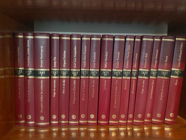 Colección clásicos de nuestro tiempo.