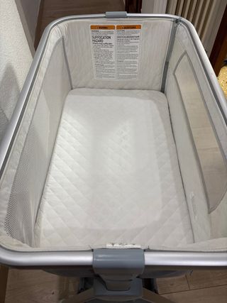 Minicuna gris y blanca marca Costway