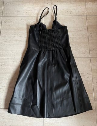 Vestido Negro Cuero Tirantes Corto