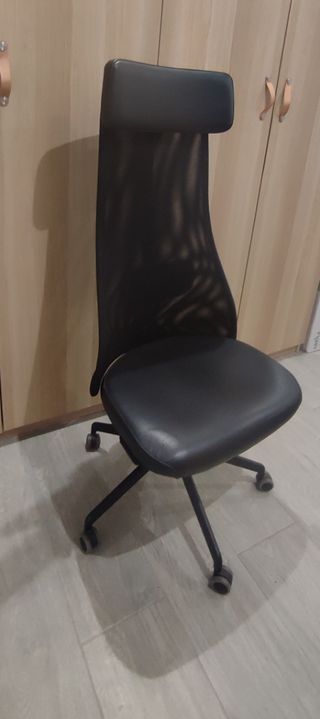 Silla de oficina sin brazos