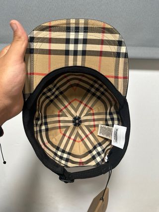 Gorra Burberry