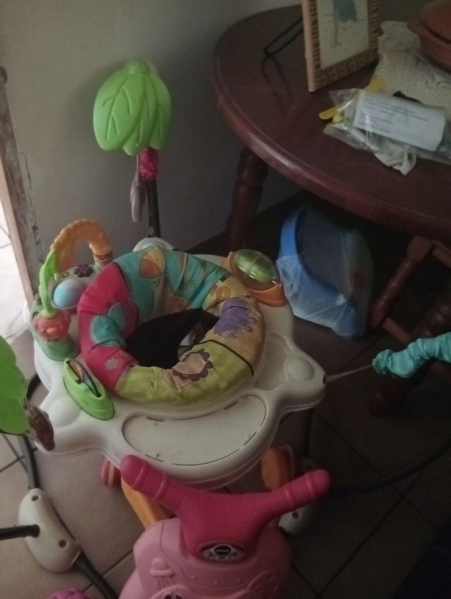 Andador y centro de actividades para bebés