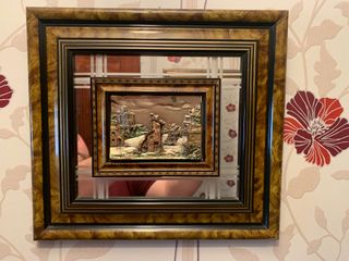 CUADRO ITALIANO REPUJADO SOBRE ESPEJO