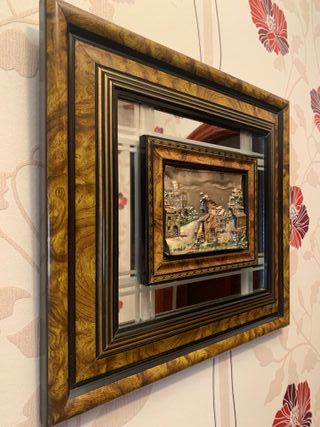 CUADRO ITALIANO REPUJADO SOBRE ESPEJO